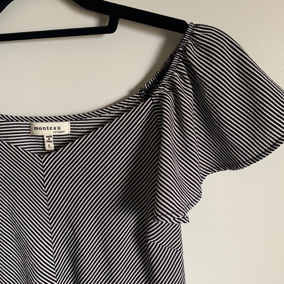 Monteau Blouse - Picture 2 of 4